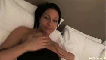 Lesbos chicks eating pussy