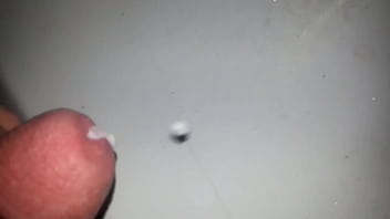 Kuh milch aus meinem beschnittenen penis pissen