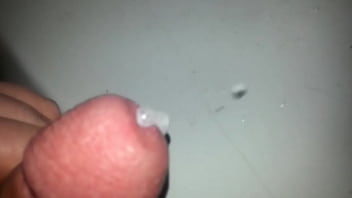 Kuh milch aus meinem beschnittenen penis pissen