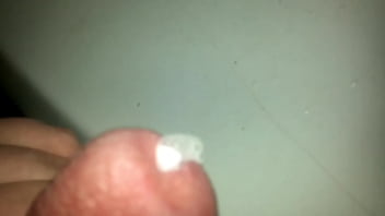 Kuh milch aus meinem beschnittenen penis pissen