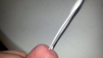 Kuh milch aus meinem beschnittenen penis pissen