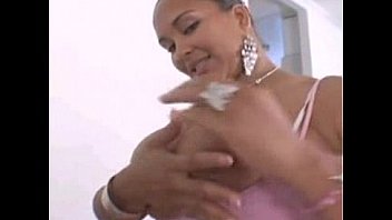 Mr envy's big booty battle mya g vs angie