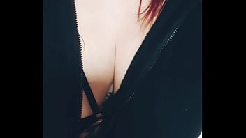 Un nouvel extrait de ma vidéo bdsm ce soir pour mes fans ça vous tente