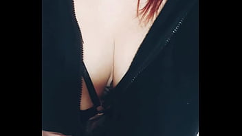 Un nouvel extrait de ma vidéo bdsm ce soir pour mes fans ça vous tente