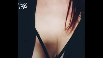 Un nouvel extrait de ma vidéo bdsm ce soir pour mes fans ça vous tente