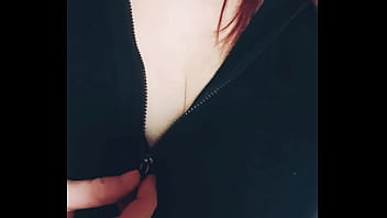 Un nouvel extrait de ma vidéo bdsm ce soir pour mes fans ça vous tente