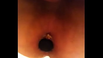 Putting in my buttplug