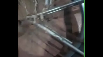 Monarkão balançando gostoso a roda