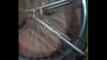 Monarkão balançando gostoso a roda