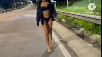 Casada transando em plena via publica via light ao vivo