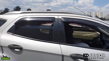 Aquele boquete sem se preocupar com os carros passando Aquele boquete sem se preocupar com os carros passando
