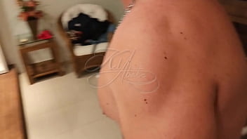 Chamei minha ex namorada para uma brincadeira com minha esposa e o namorado dela