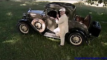 Youporn sexy blonde girl in retro porn film