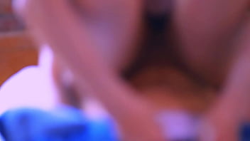 Hermanastro mayor y la amiga de su