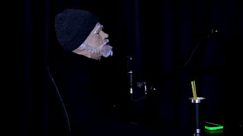 Morena gostosa faz stripper mostra os lindos peitos depois de falar que não gosta da exposição e sobre ficar com famoso tifany rocha swing cast watch sheer red