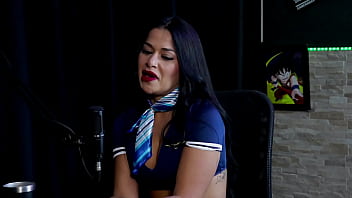 Morena gostosa faz stripper mostra os lindos peitos depois de falar que não gosta da exposição e sobre ficar com famoso tifany rocha swing cast watch sheer red