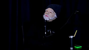 Morena gostosa faz stripper mostra os lindos peitos depois de falar que não gosta da exposição e sobre ficar com famoso tifany rocha swing cast watch sheer red