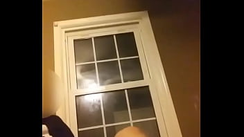 Thick chick masturbates