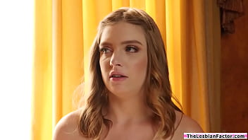 Artist giselle palmer loses focus in painting blonde goddess kyaa her model ignites her passion by showing her naked body then having sex with her