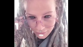 A little selfie video from the beach ️ soaking in the sun and good vibes#beachselfie #oceansidevibes #sunnydays