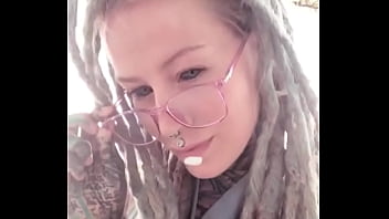 A little selfie video from the beach ️ soaking in the sun and good vibes#beachselfie #oceansidevibes #sunnydays