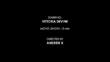 Vittoria divine testing the handmade balldog size xl with additional anal fisting ah094