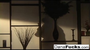 Dana's lesbian fun