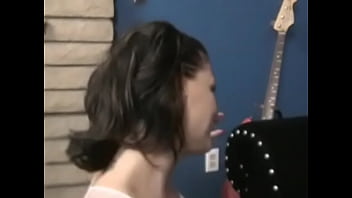 Horny beauties want to experiment with each other's pussy