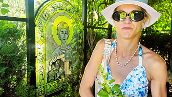 Visiting a castle in beatiful sea promenade town holiday vlog