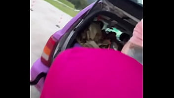 A cat was waiting for us on our car we don’t know who she is but she’s cute what would you name her #straycat