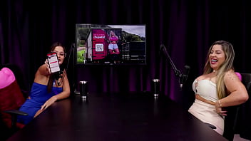 é a caminhoneira mais safada do brasil fez um marketing com qr code os hates é uma prova passou por preconceito na contratação e os vídeos explícitos juli figueiró watch sheer red