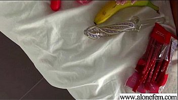 Solo girl get to orgams with all kind of sex toys video 25