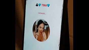 Colombiana le gusta que le vean como se masturba