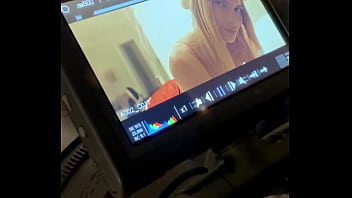 La mère noël t’attend pour un live très chaud ce soir entre 20h et 00h