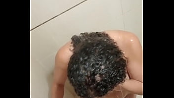 Mi hermanastra se dio cuenta que la estaba grabando