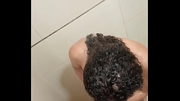 Mi hermanastra se dio cuenta que la estaba grabando