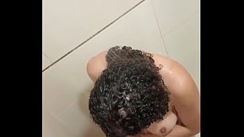 Mi hermanastra se dio cuenta que la estaba grabando