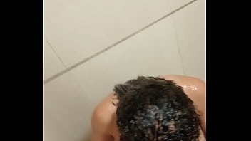 Mi hermanastra se dio cuenta que la estaba grabando