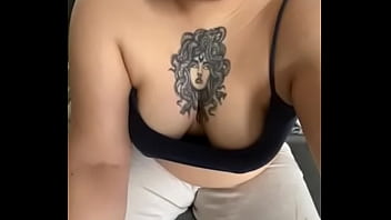 Tu aimes me voir fumer abonnes toi réserves un show ou une demande de