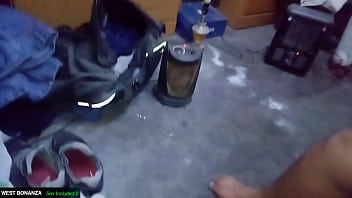 Quick suck & anal fuck she gets load of cum in her ass