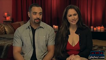Couple analyzes the experience they had in a swingers house
