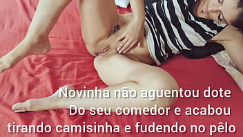 Novinha não aguentou dotado e tirou a camisinha e foi no pelo Novinha não aguentou dotado e tirou a camisinha e foi no pelo