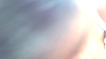 น้ำแตกหลายครั้งให้หีและปากของเพื่อนสาวที่ชอบอมควย