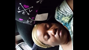 Black chick loves big dicks