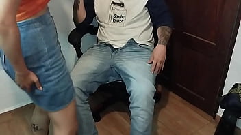 Hermosa chica colombiana me da una rica mamada y termiona en sexo salvaje