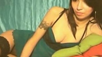 Hot Chick Shows Off On Webcam thumbnail