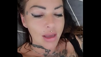 Coucou mes petits cœurs retrouvez moi en live ce soir une super soirée vous