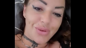 Coucou mes petits cœurs retrouvez moi en live ce soir une super soirée vous