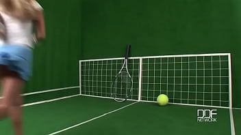 Ace with a jumbo racket