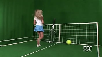 Ace with a jumbo racket